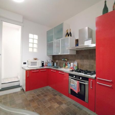 Appartamento In Centro Savona Kültér fotó