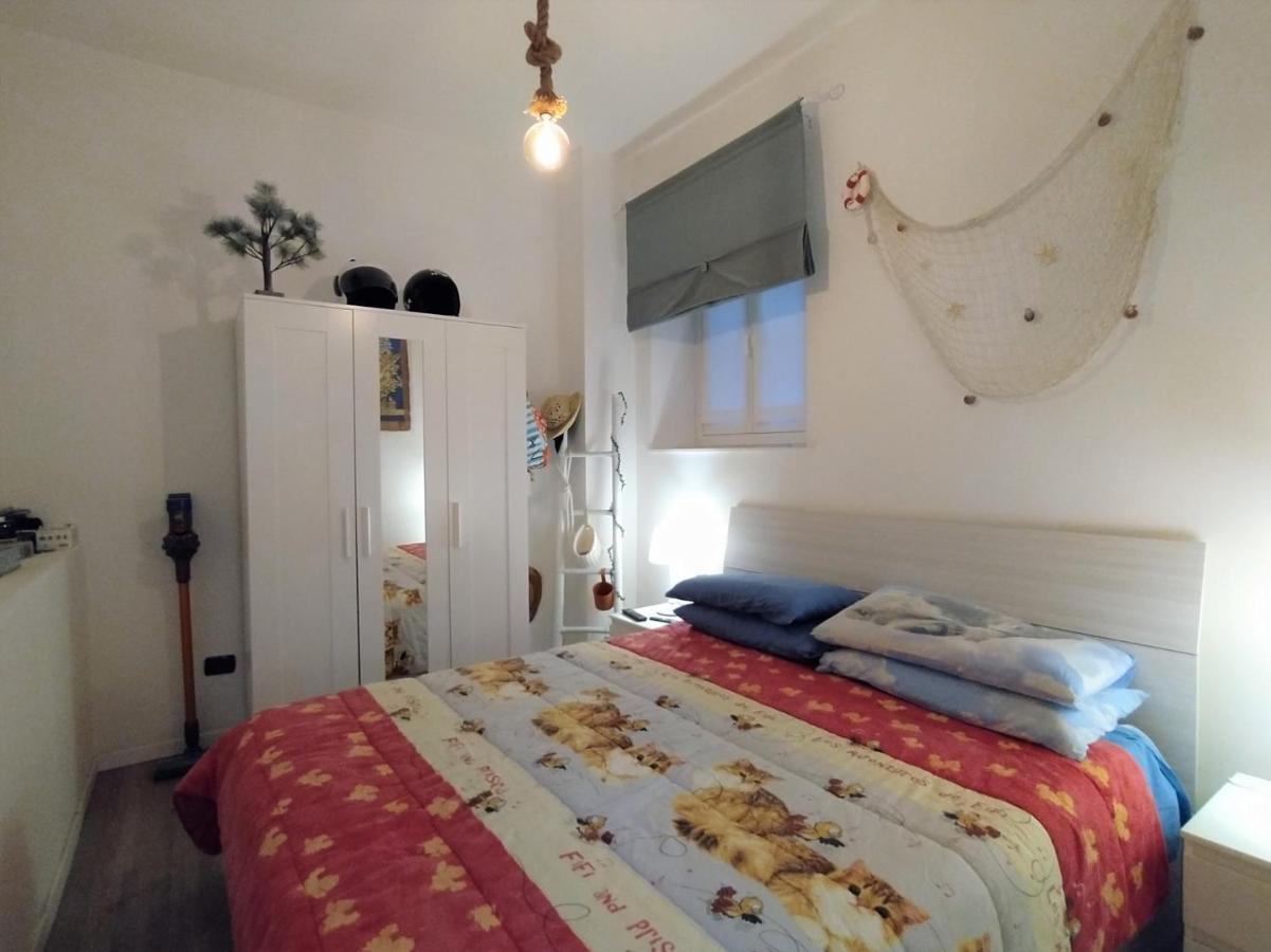 Appartamento In Centro Savona Kültér fotó