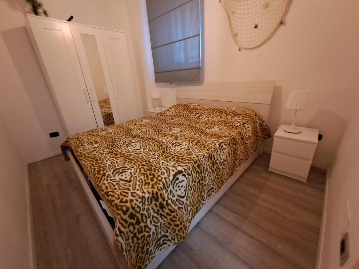 Appartamento In Centro Savona Kültér fotó