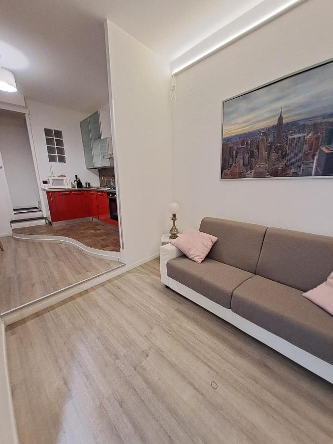 Appartamento In Centro Savona Kültér fotó
